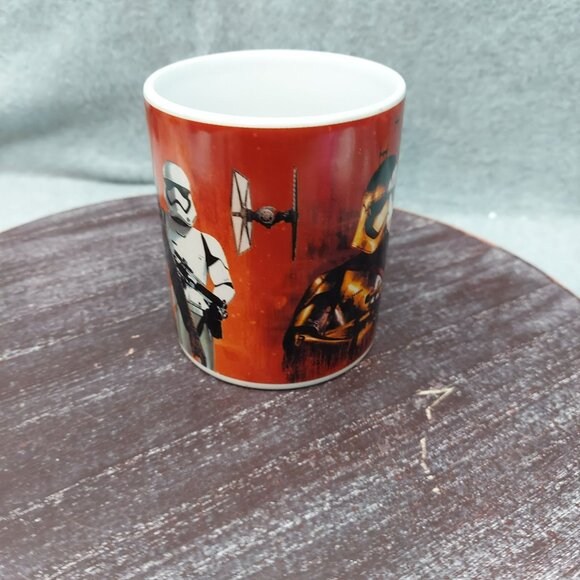Star Wars Themed Ceramic Coffee Mug Set Featuring Classic Characters & Iconic De - Picture 3 of 16